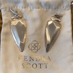Kendra Scott Skylar earrings
